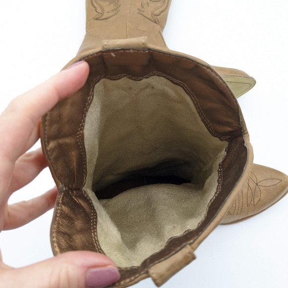 Coconuts by Matisse Tan Faux Leather Gaucho Cowboy Boots Size 6.5 - Picture 9 of 9